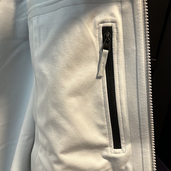 NWT Gray North Face Jacket - Picture 5 of 10